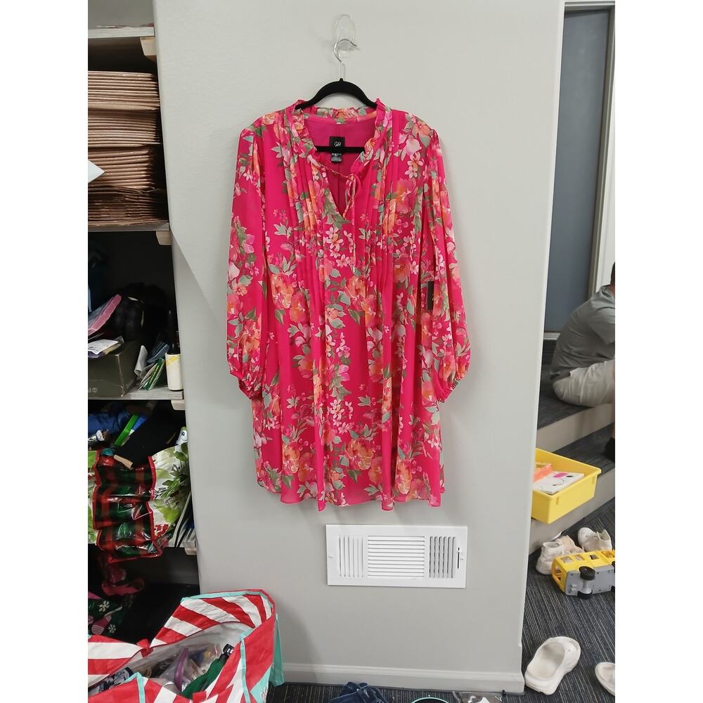 H by Halston pink floral long-sleeve shift dress. 3x - Picture 5 of 12